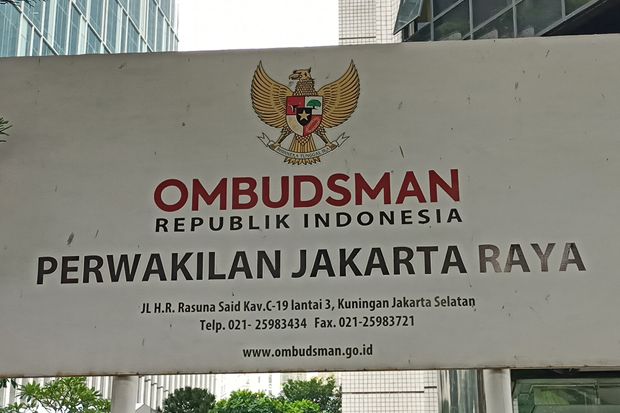 PKN laporkan Komisi Informasi Jakarta karena membangkang  Terhadap  UU no 25 tahun 2009 tentang pelayanan Publik .